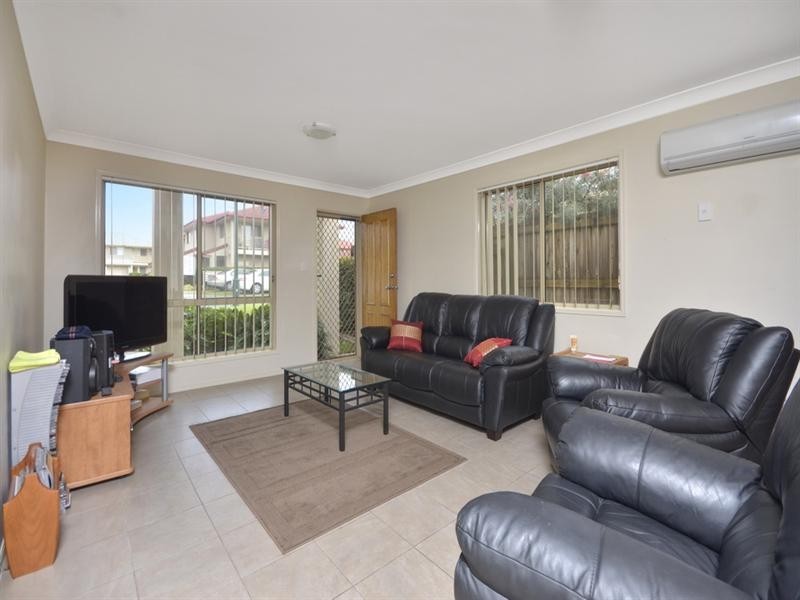 43 Johnston Street, Carina QLD 4152