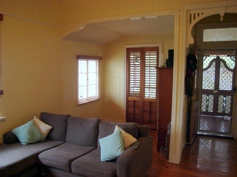 37 Burke Street, Coorparoo QLD 4151