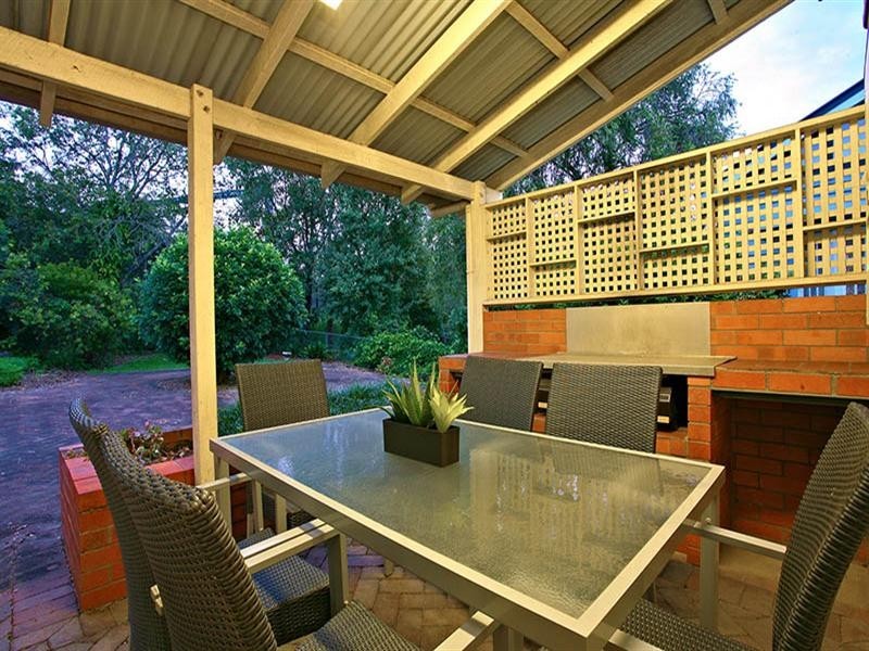 11 Vanda Street, Woolloongabba QLD 4102