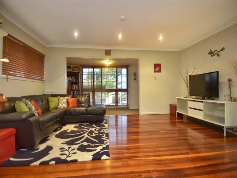 38 Banbury Street, Carina QLD 4152