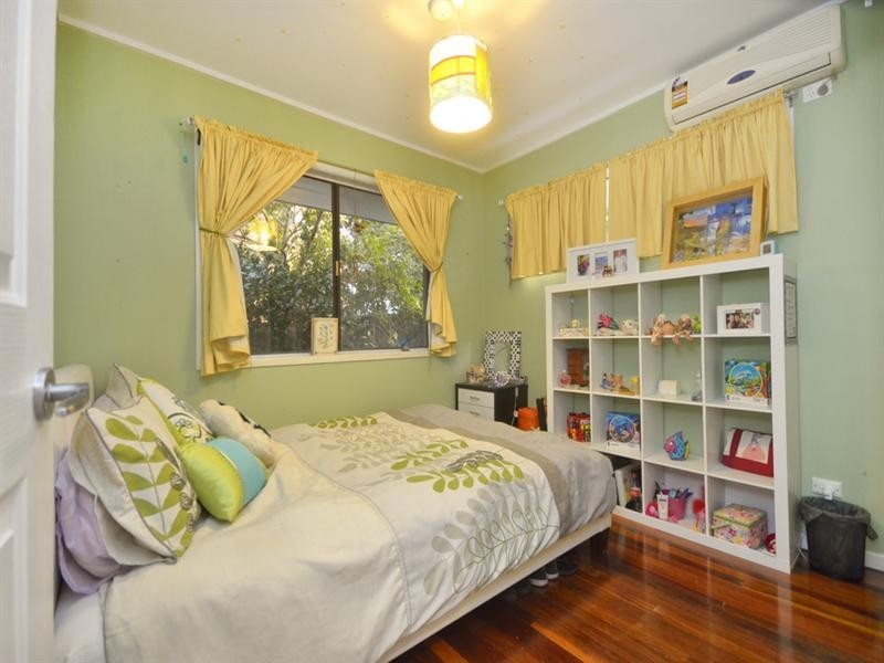 38 Banbury Street, Carina QLD 4152