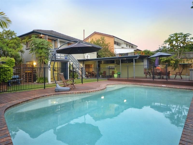 38 Banbury Street, Carina QLD 4152