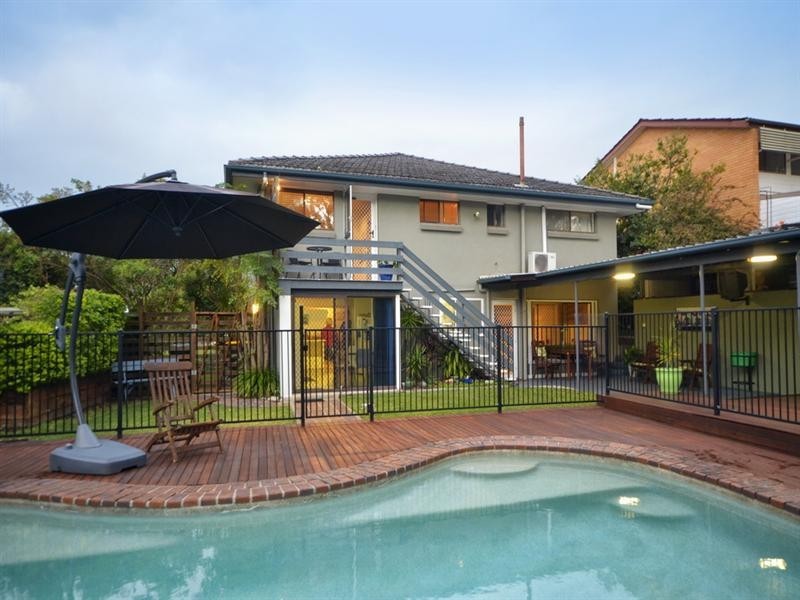 38 Banbury Street, Carina QLD 4152