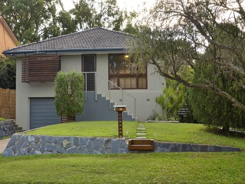 38 Banbury Street, Carina QLD 4152