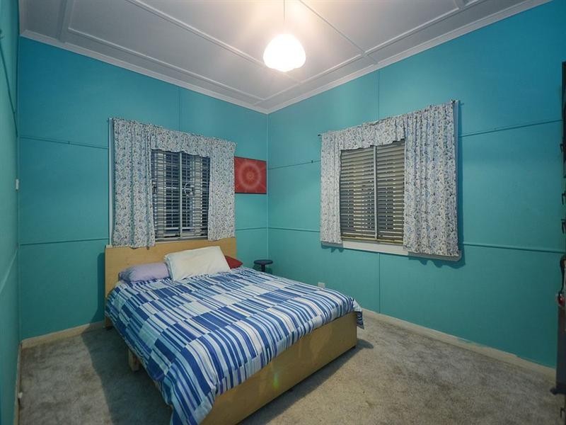 63 The Promenade, Camp Hill QLD 4152