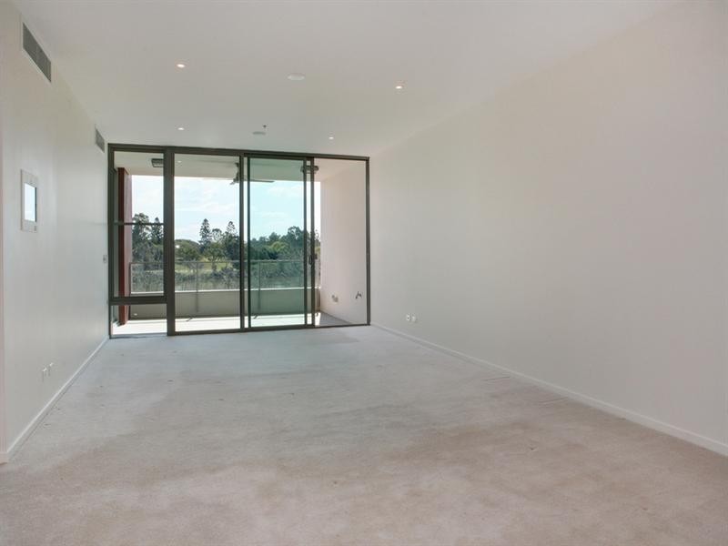 3203/211 King Arthur Terrace, Tennyson QLD 4105