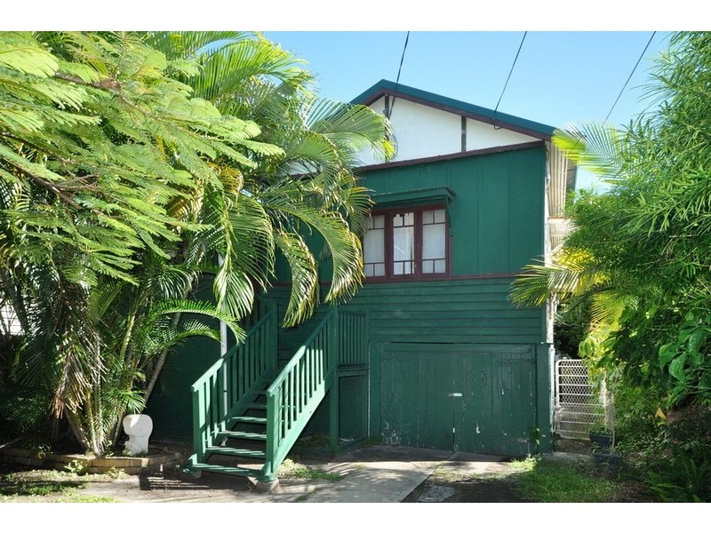 24 Bennetts Road, Camp Hill QLD 4152