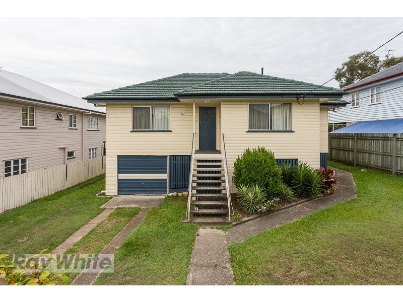 67 Brisbane Avenue, Camp Hill QLD 4152