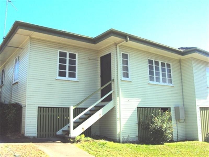 27 Esmonde Place, Coorparoo QLD 4151