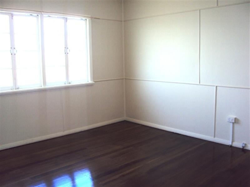 27 Esmonde Place, Coorparoo QLD 4151