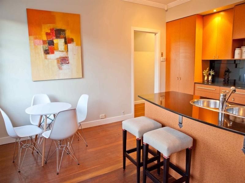 384 Cornwall Street, Coorparoo QLD 4151