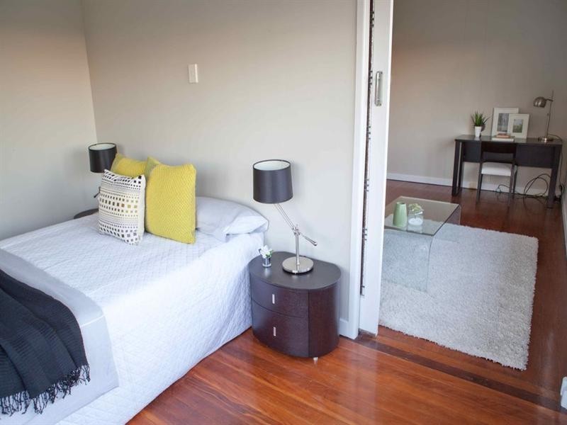 384 Cornwall Street, Coorparoo QLD 4151