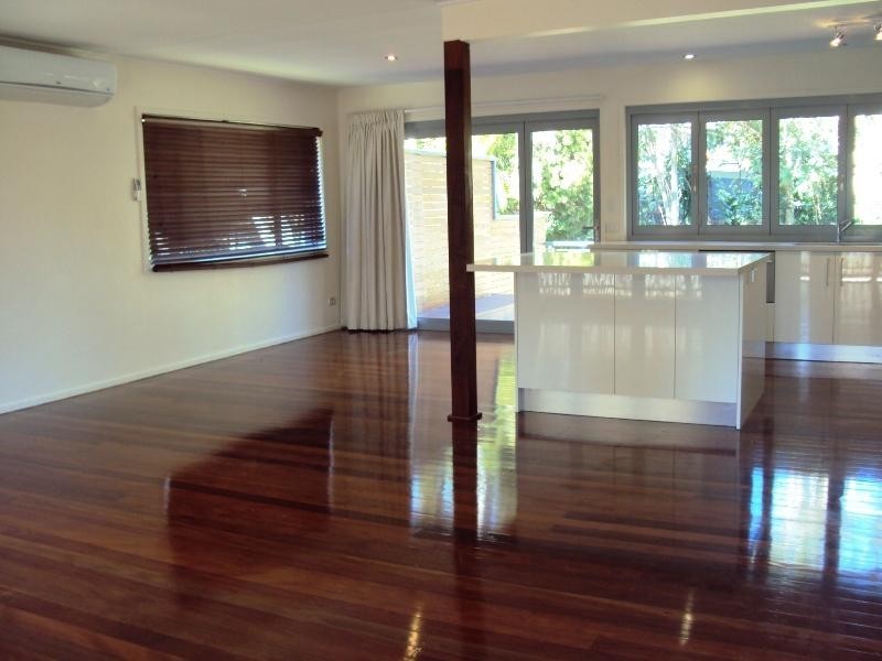 7 Ferrand Street, Tarragindi QLD 4121