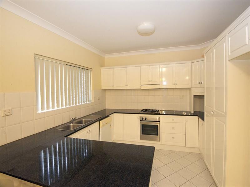 38 Lancaster Street, Coorparoo QLD 4151