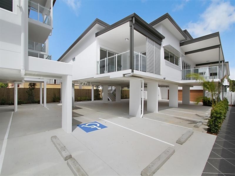 15 Fox Street, Wynnum QLD 4178