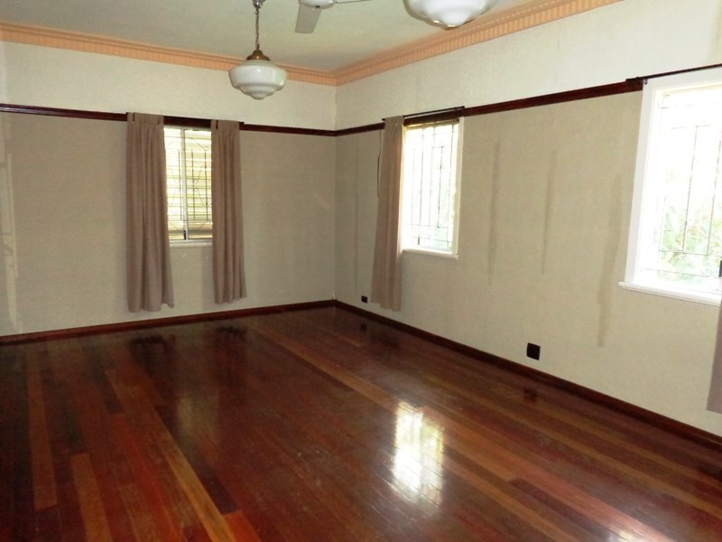 21 Gladstone Lane, Coorparoo QLD 4151