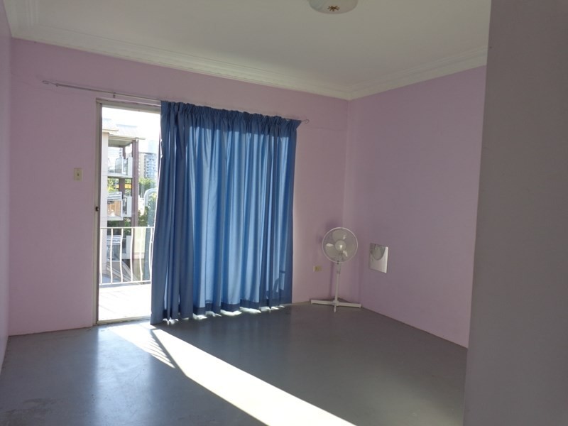 2/285 Shafston Avenue, Kangaroo Point QLD 4169