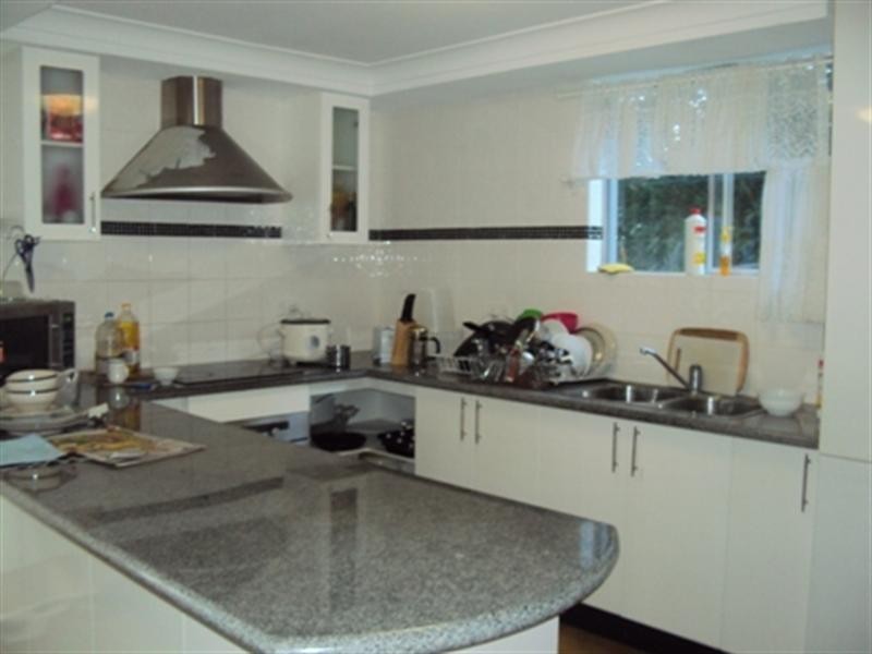 1/63 Gowrie Street, Annerley QLD 4103