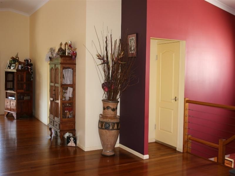 2 MacDonald Street, Lota QLD 4179