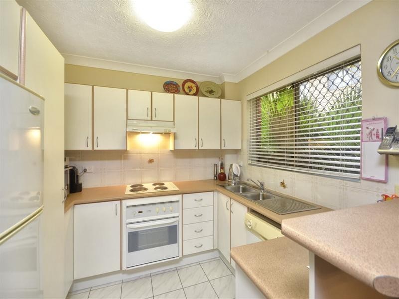 1/50 Rialto Street, Coorparoo QLD 4151