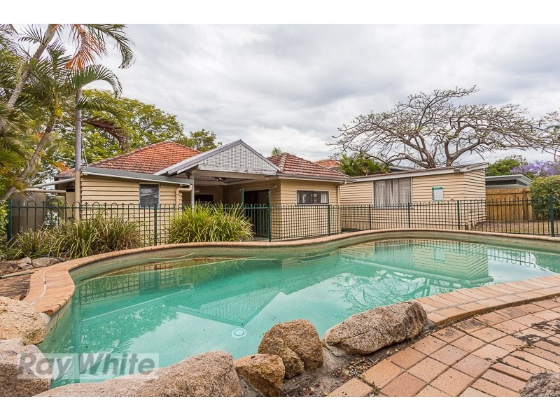 58 MacDonald Street, Norman Park QLD 4170