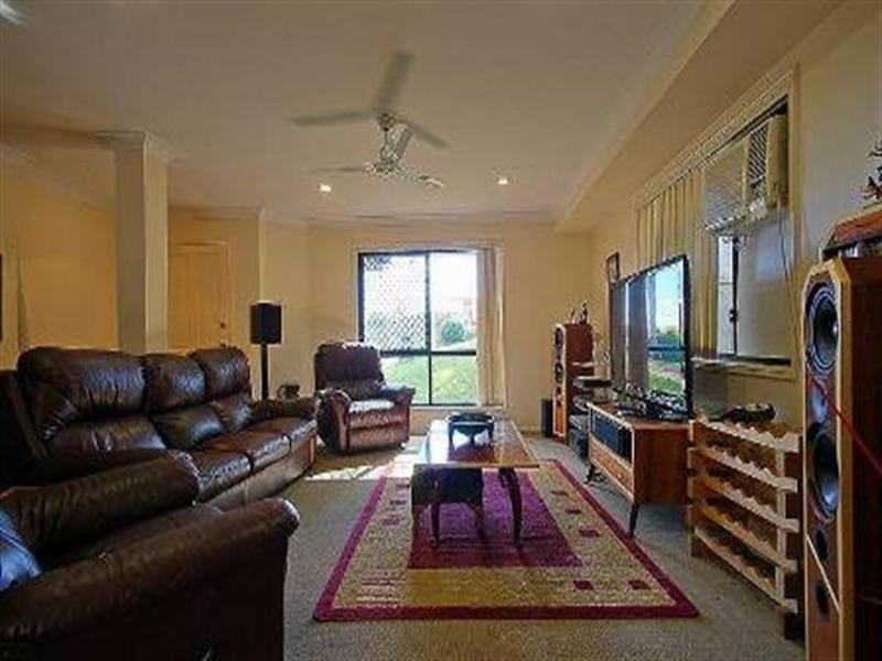 4 Sweetapple Place, Manly West QLD 4179