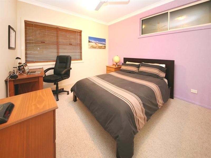 43 Octantis Street, Coorparoo QLD 4151