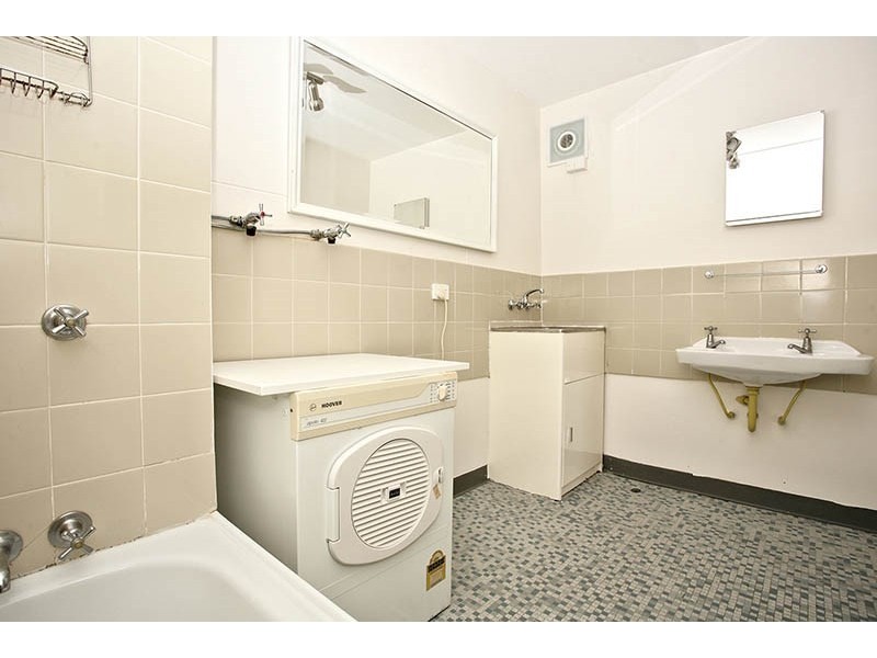 6/387 Cavendish Road, Coorparoo QLD 4151