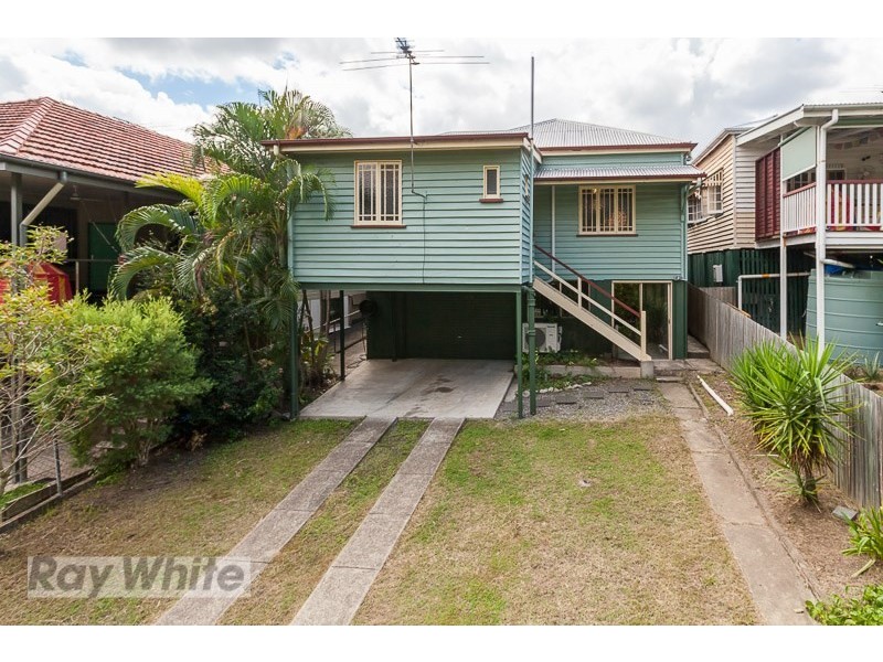 30 Stewart Road, Ashgrove QLD 4060