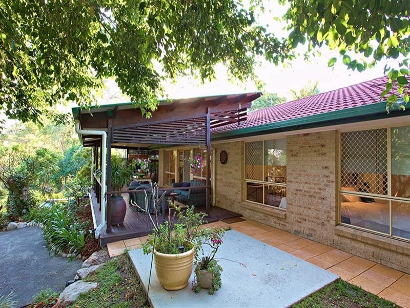 79 Strickland Terrace, Graceville QLD 4075