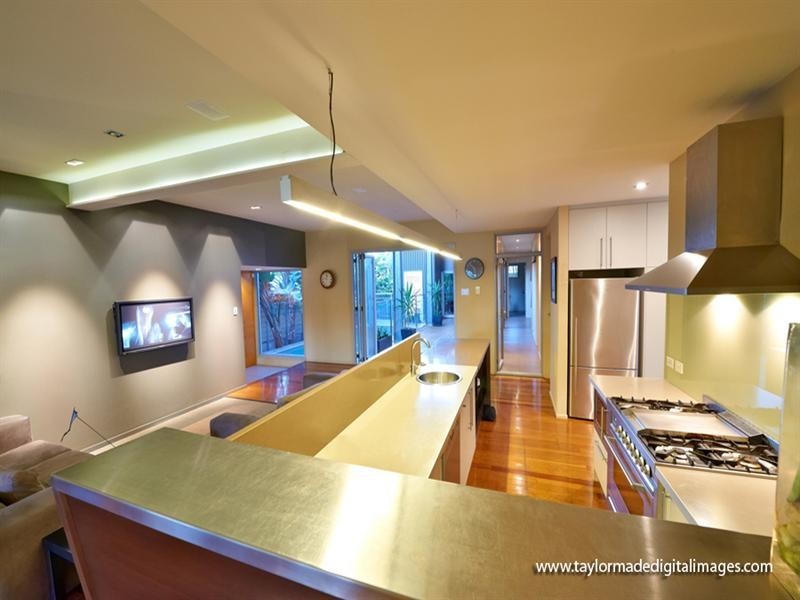 5 Stafford Street, East Brisbane QLD 4169