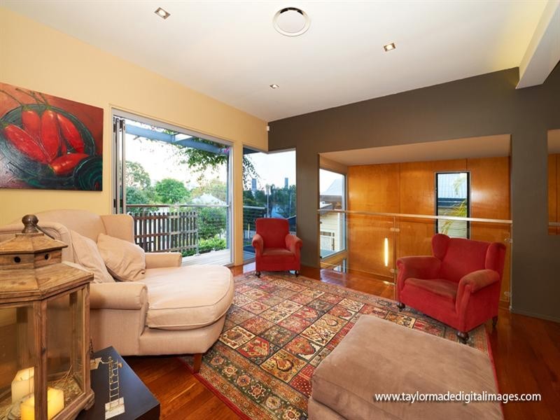 5 Stafford Street, East Brisbane QLD 4169