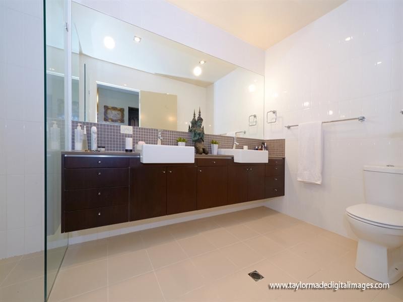 5 Stafford Street, East Brisbane QLD 4169