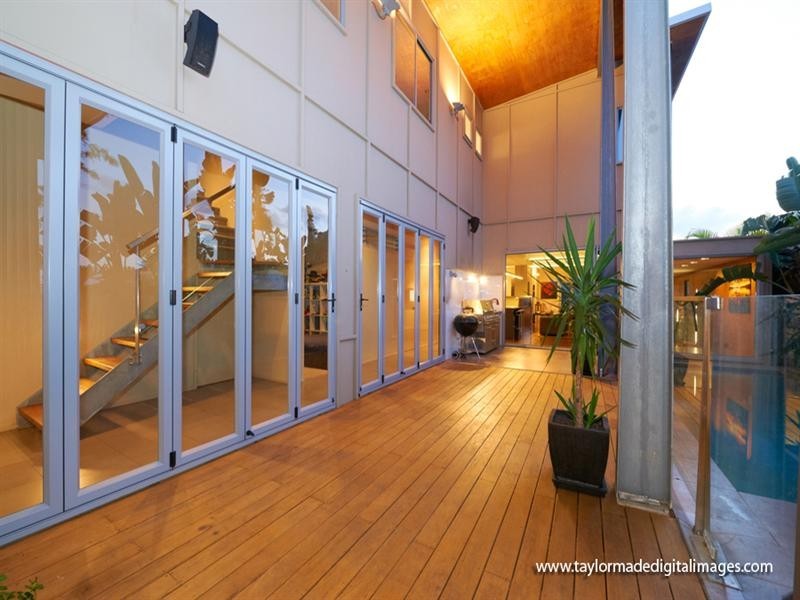 5 Stafford Street, East Brisbane QLD 4169