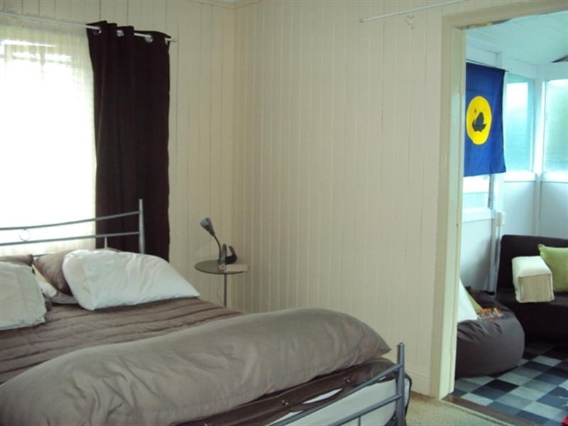 12 Talbot Street, Coorparoo QLD 4151