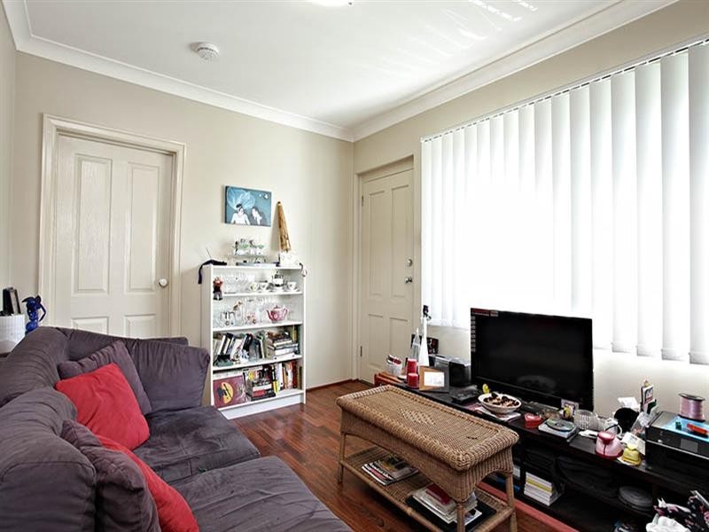 4/8 Kitchener Street, Coorparoo QLD 4151