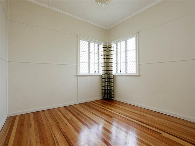 25 Gristock Street, Coorparoo QLD 4151