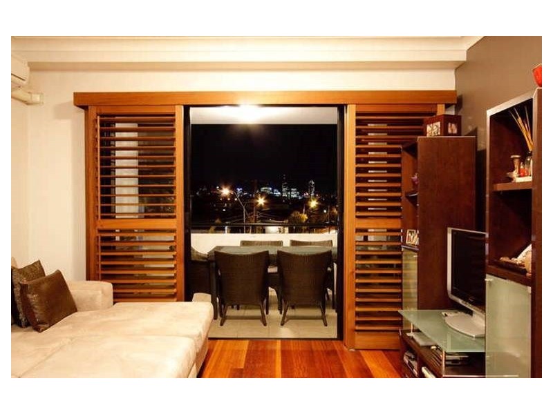 53/15 Kitchener Street, Coorparoo QLD 4151