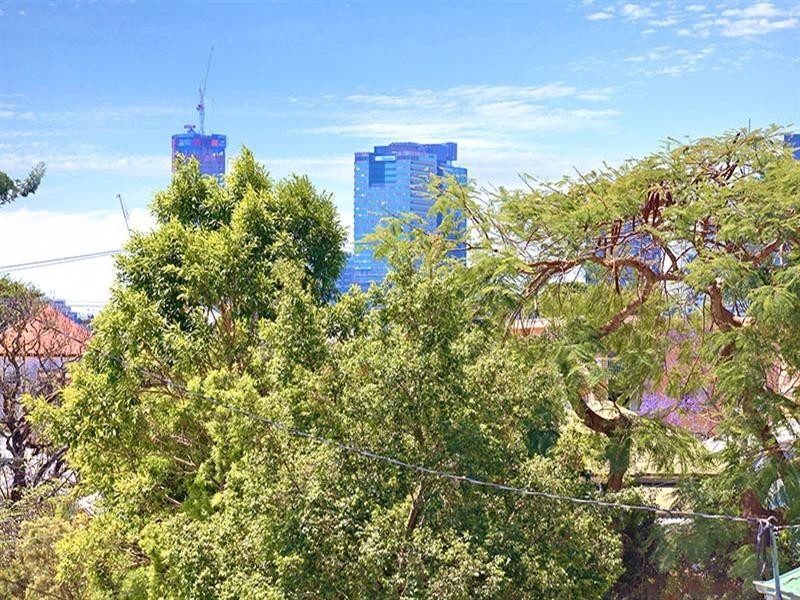 31 Jones Street, Highgate Hill QLD 4101