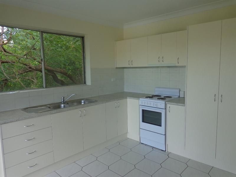 4/42 Pembroke Road, Coorparoo QLD 4151