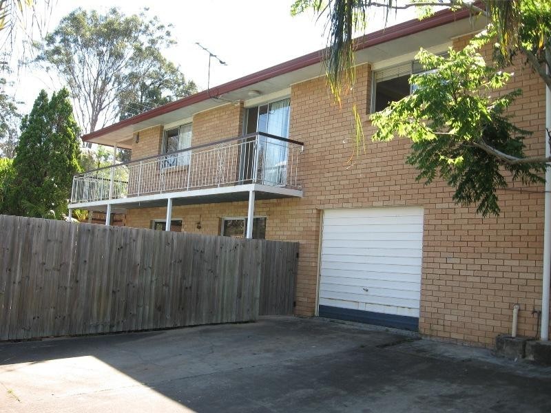 42 Abbott Street, Camp Hill QLD 4152