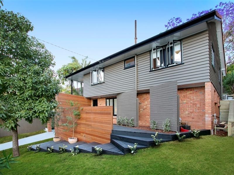 147 Arnold Street, Holland Park QLD 4121