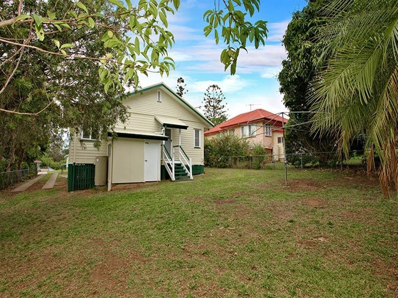 28 Canterbury Street, Mount Gravatt East QLD 4122