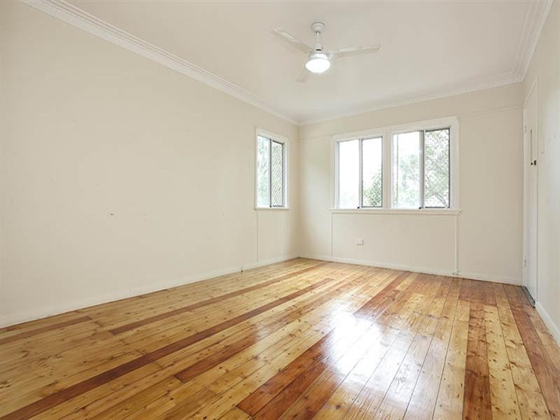 28 Canterbury Street, Mount Gravatt East QLD 4122