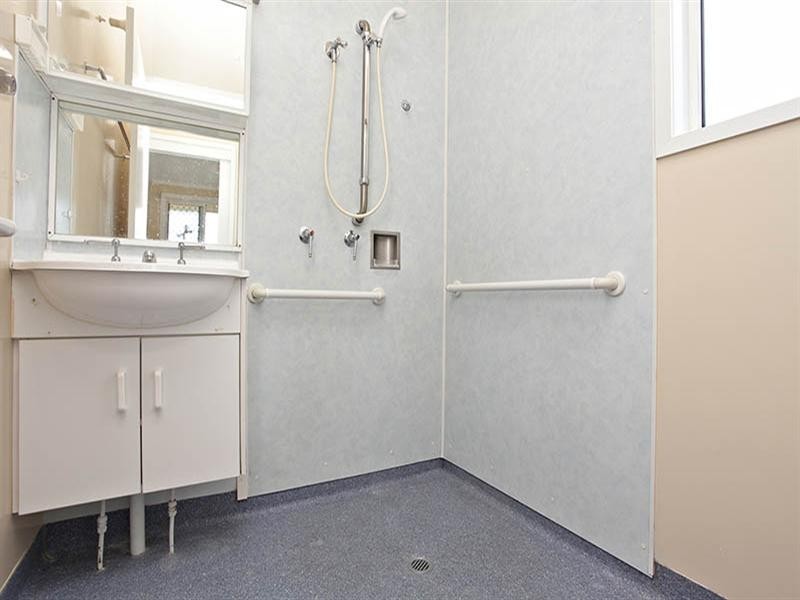 190 Beddoes Street, Holland Park QLD 4121