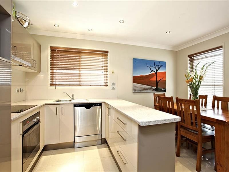 8/71 Jellicoe Street, Coorparoo QLD 4151