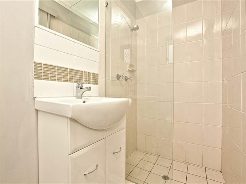 8/71 Jellicoe Street, Coorparoo QLD 4151