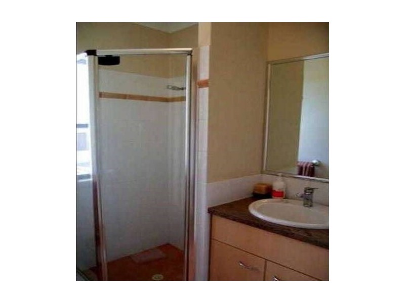 1/69 Erneton Street, Newmarket QLD 4051