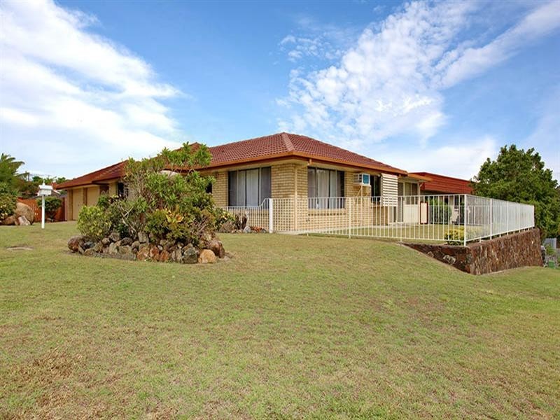 136 Sapphire Street, Holland Park QLD 4121