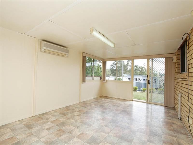 136 Sapphire Street, Holland Park QLD 4121